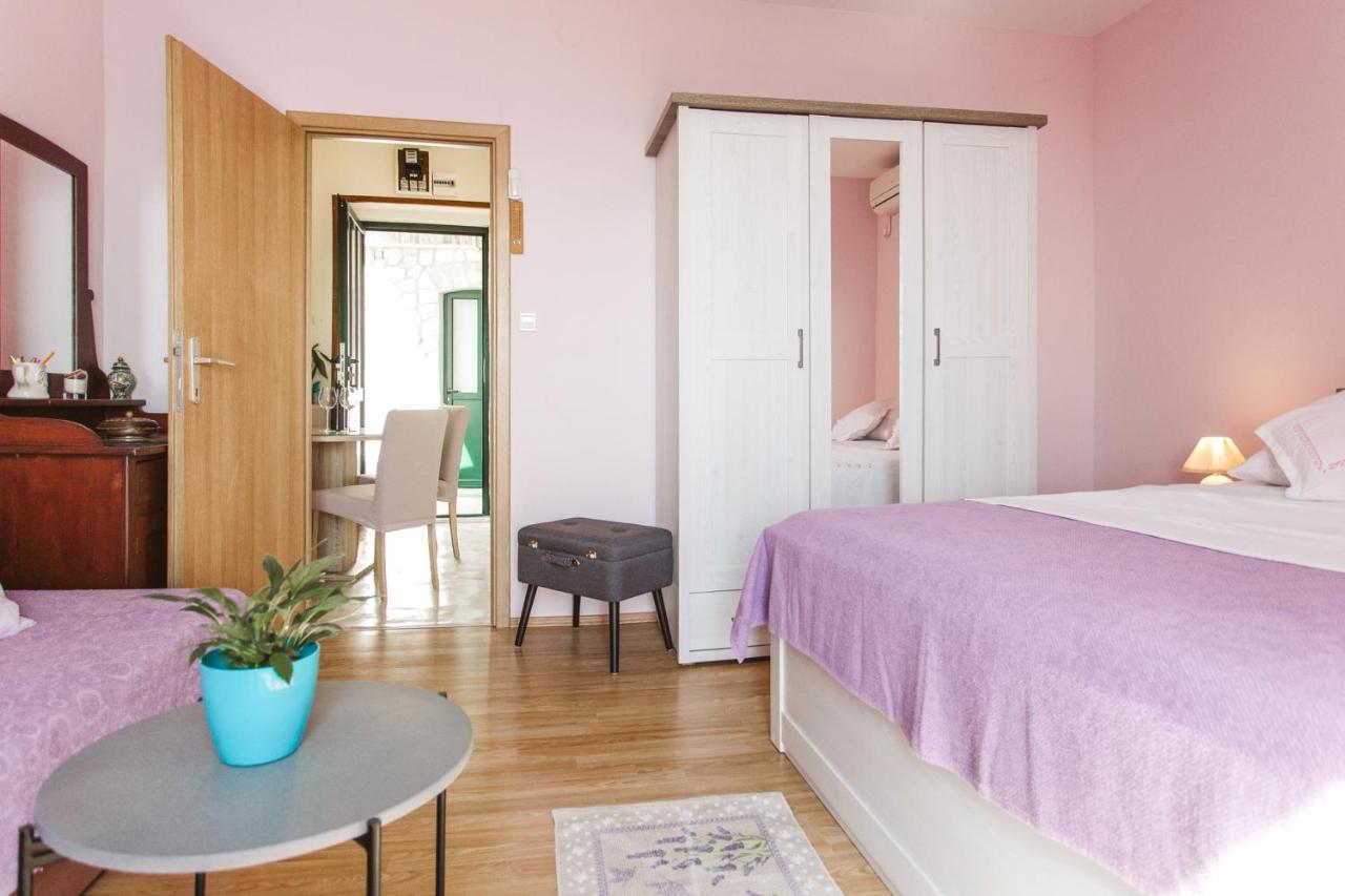 Apartment Kuzmanic 로크바 로고즈니차 외부 사진